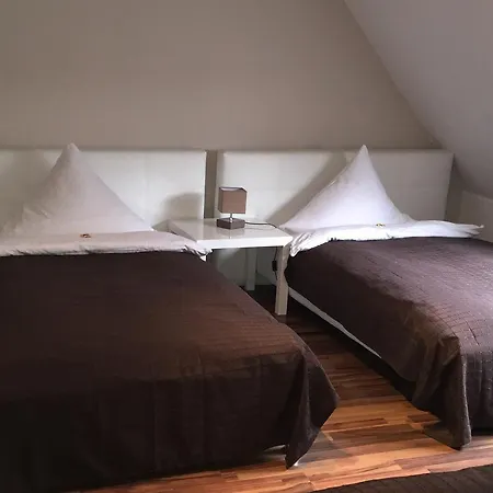 Am Zollverein 4* إسن