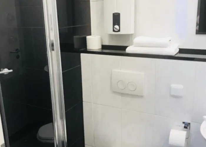 Πανσιόν Am Zollverein 4*